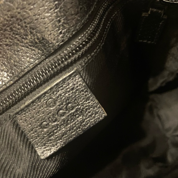 GUCCI Black GG Canvas Vintage Shoulder Bag-Pre-loved Condition - Picture 9 of 13